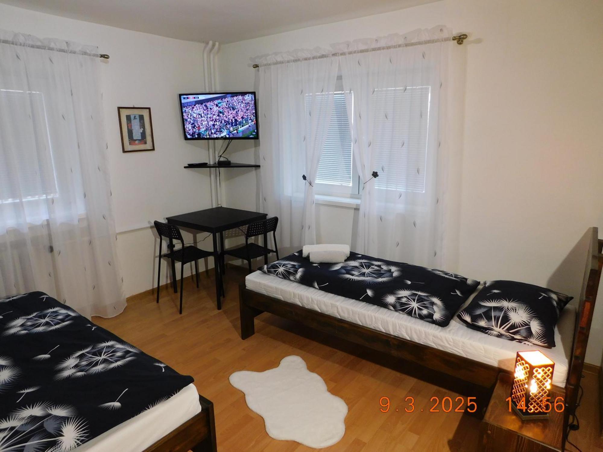 Pod Dubom Apartman Lipótszentmiklós Kültér fotó
