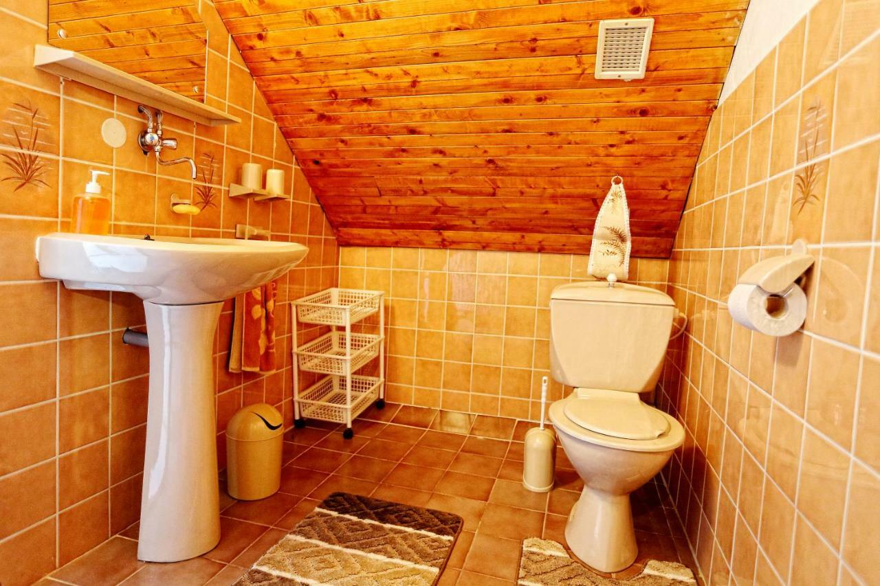 Pod Dubom Apartman Lipótszentmiklós Szoba fotó